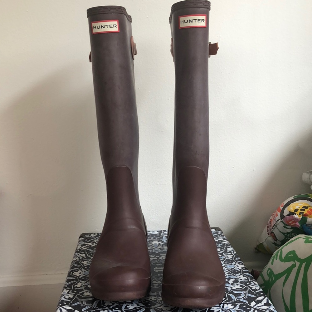 VINTAGE Hunter rain boots w/ adjustable straps